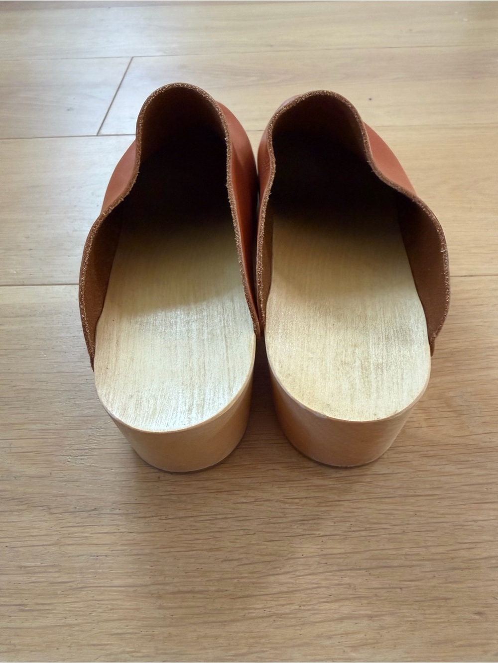 Bryr Worker Clogs in Whiskey - Picture 9 of 9